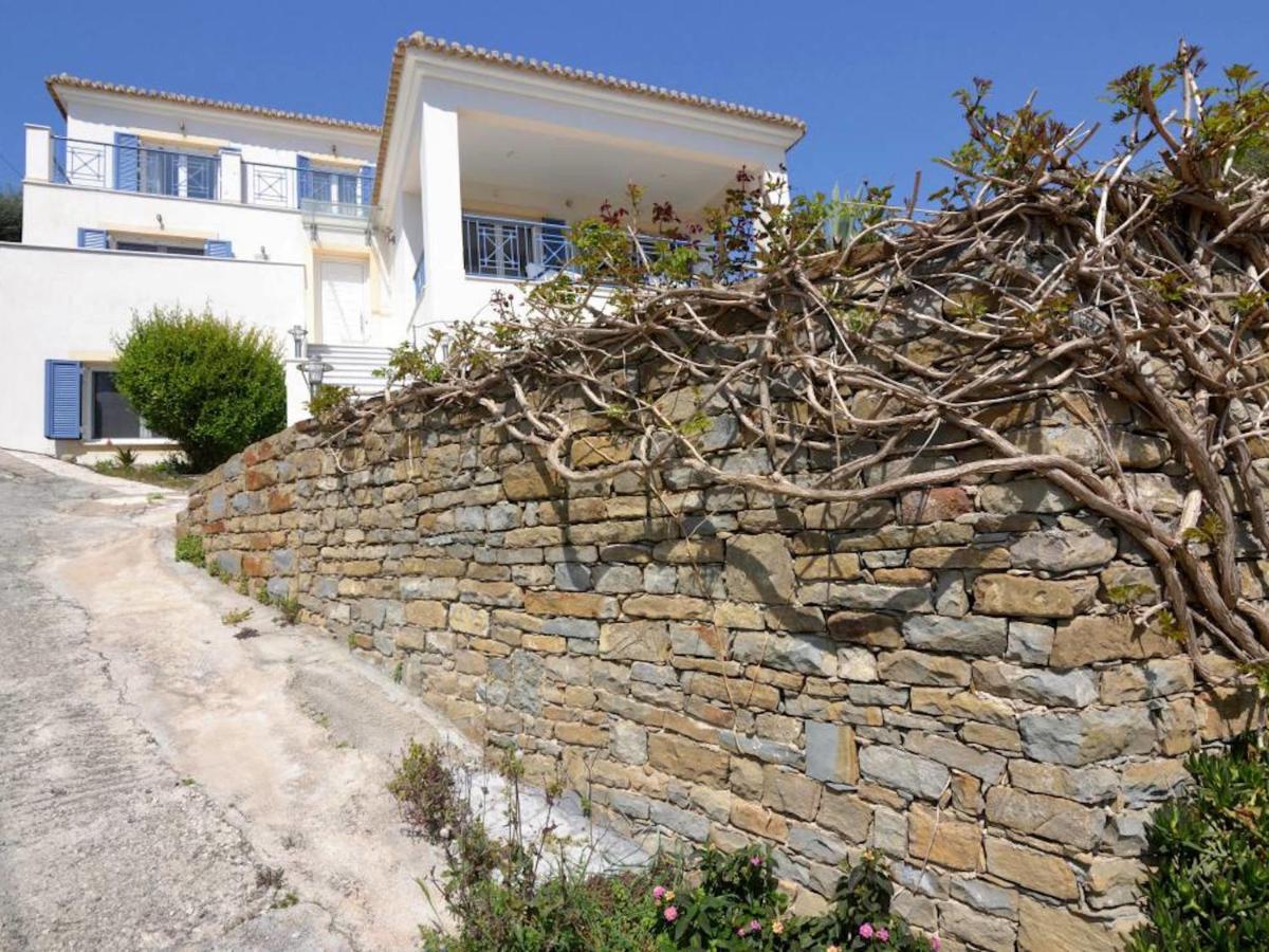 Beautiful Villa In Finikounda Near The Seabeach Exterior foto